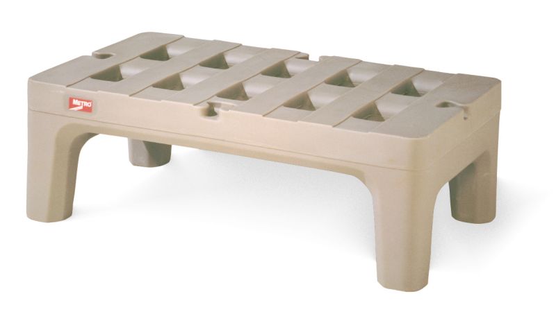 Metro Bow Tie Polymer Dunnage Rack | Metro Dunnage Shelf